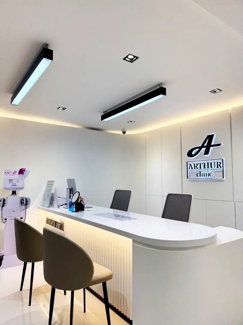 Arthur Clinic, Ratchaphruek Pinklao