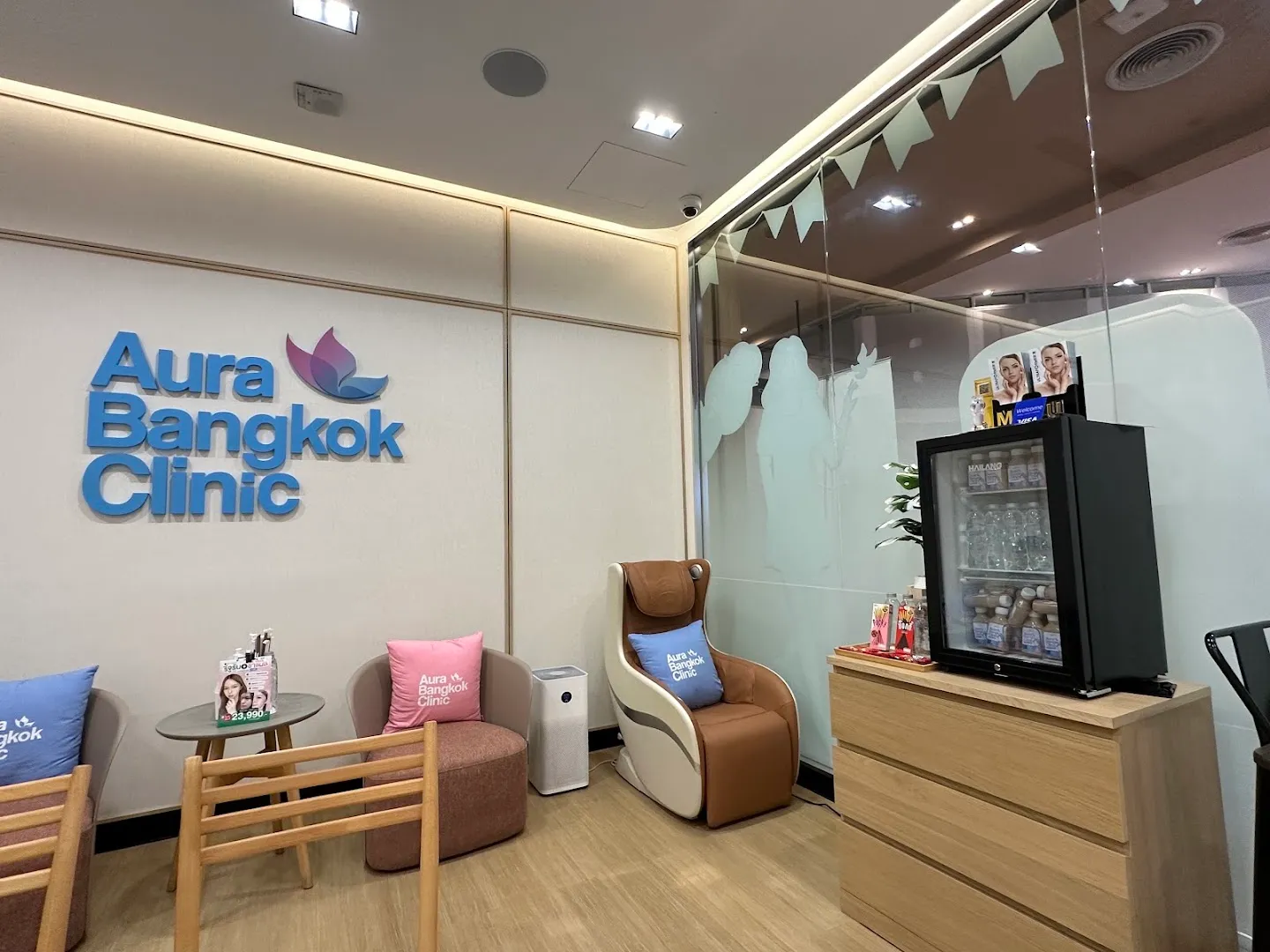 Aura Bangkok Clinic, Thonglor