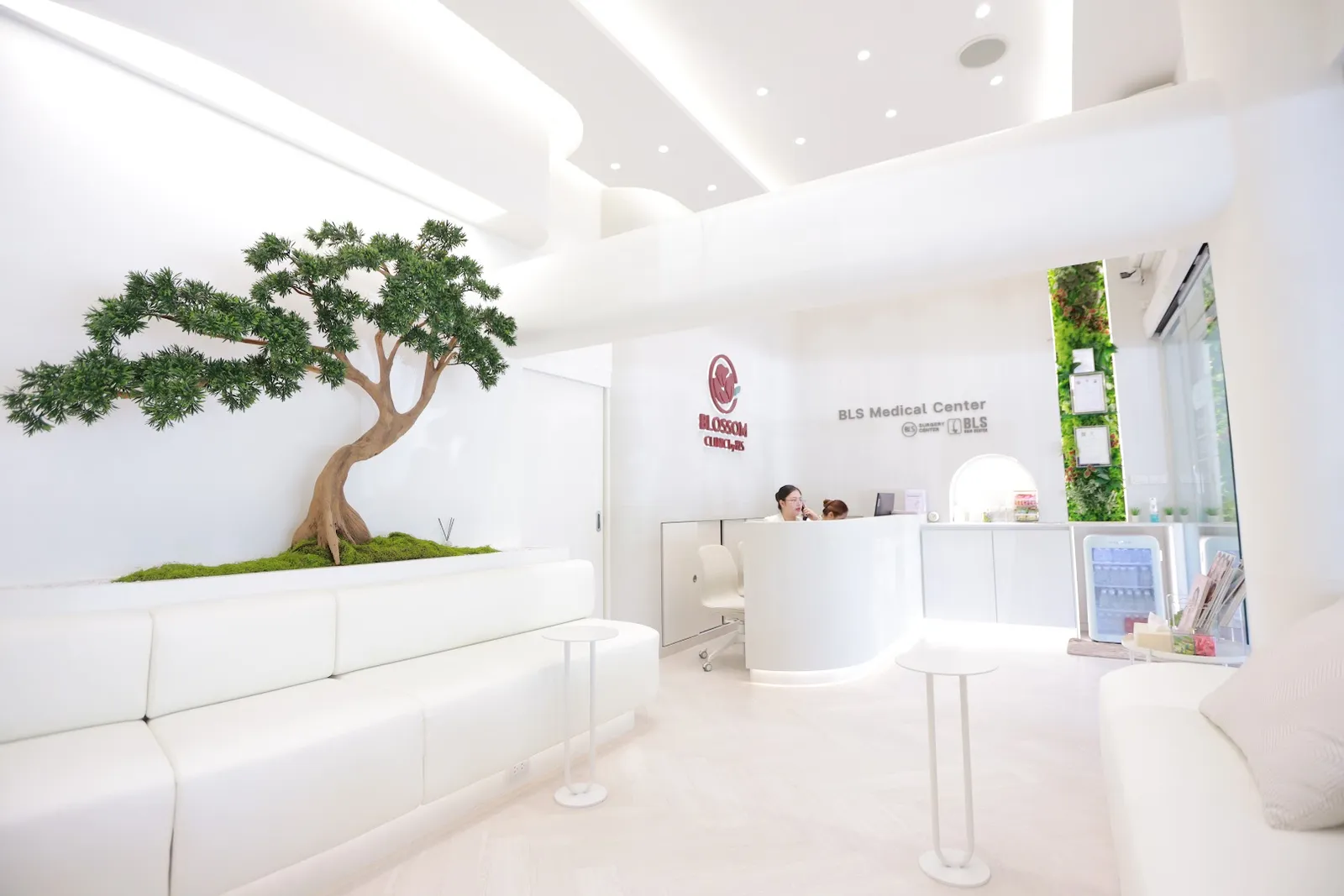 Blossom Clinic, Salaya