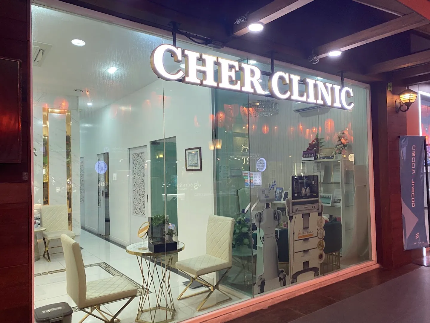 Cher Clinic, Paseo Kanchanaphisek