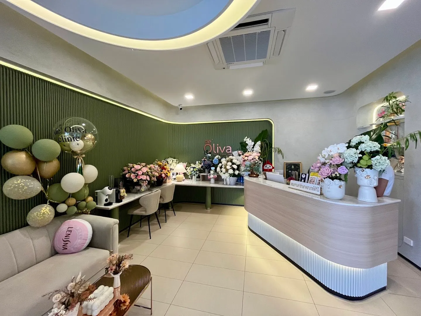 De'Oliva Clinic