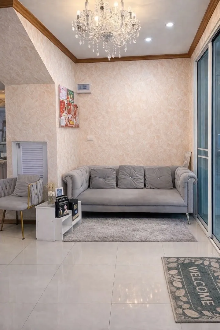 Dr. Bo Clinic, Don Mueang