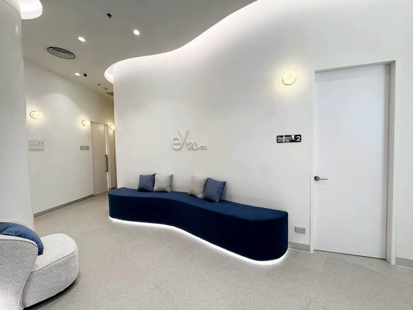 EY Clinic, The Promenade