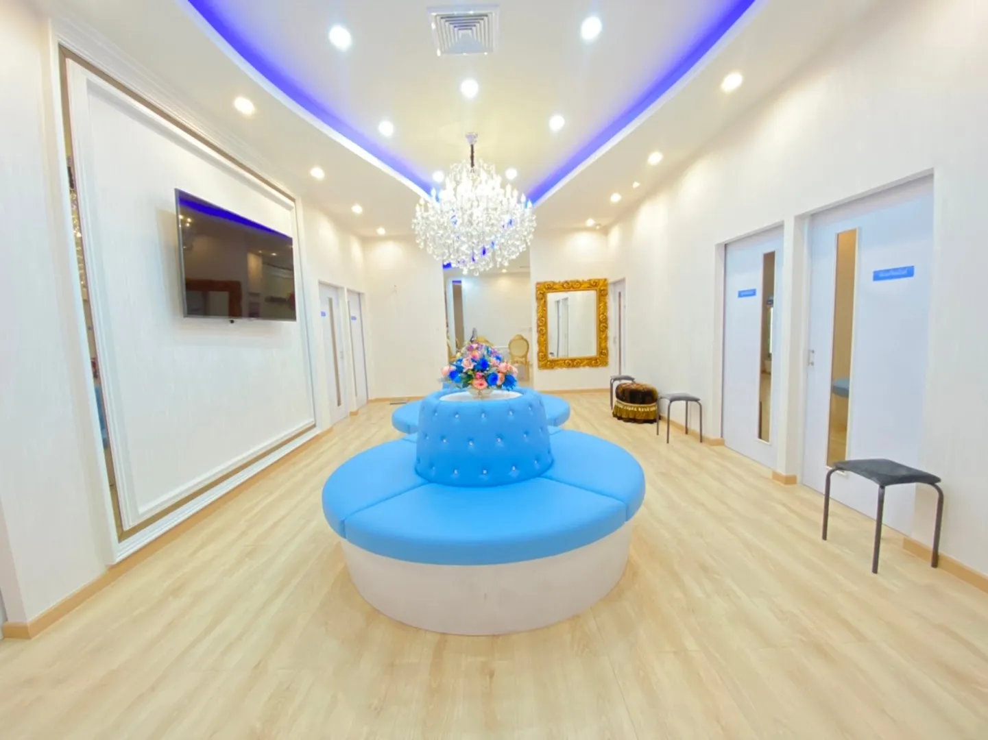 Gangnam Clinic, CentralPlaza Grand Rama 9