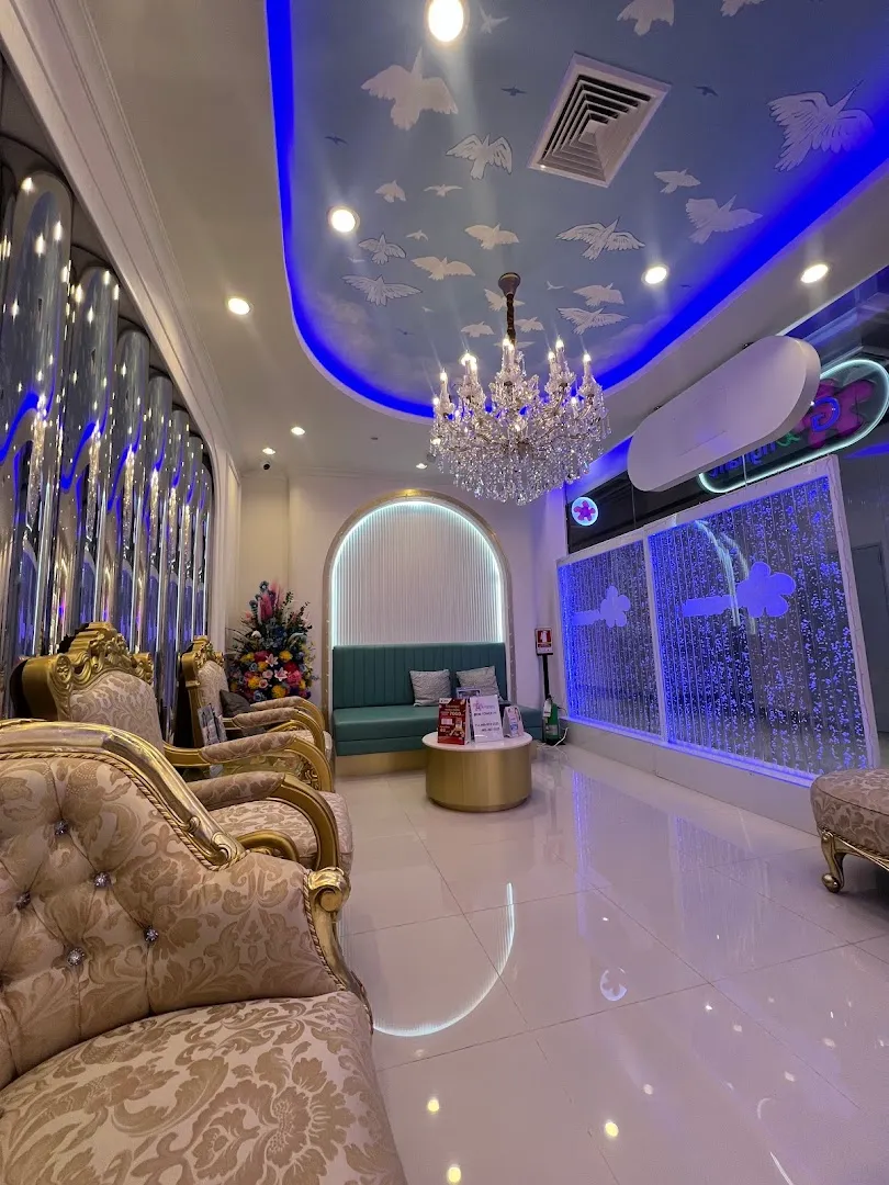 Gangnam Clinic, EmSphere