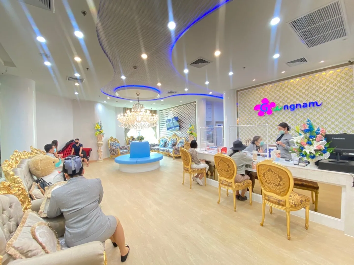 Gangnam Clinic, The Promenade
