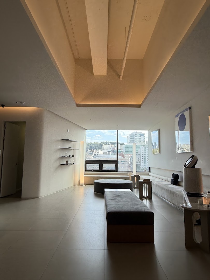 KATE Clinic Hongdae