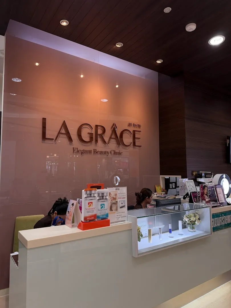 La Grace Clinic, Central Chaengwattana