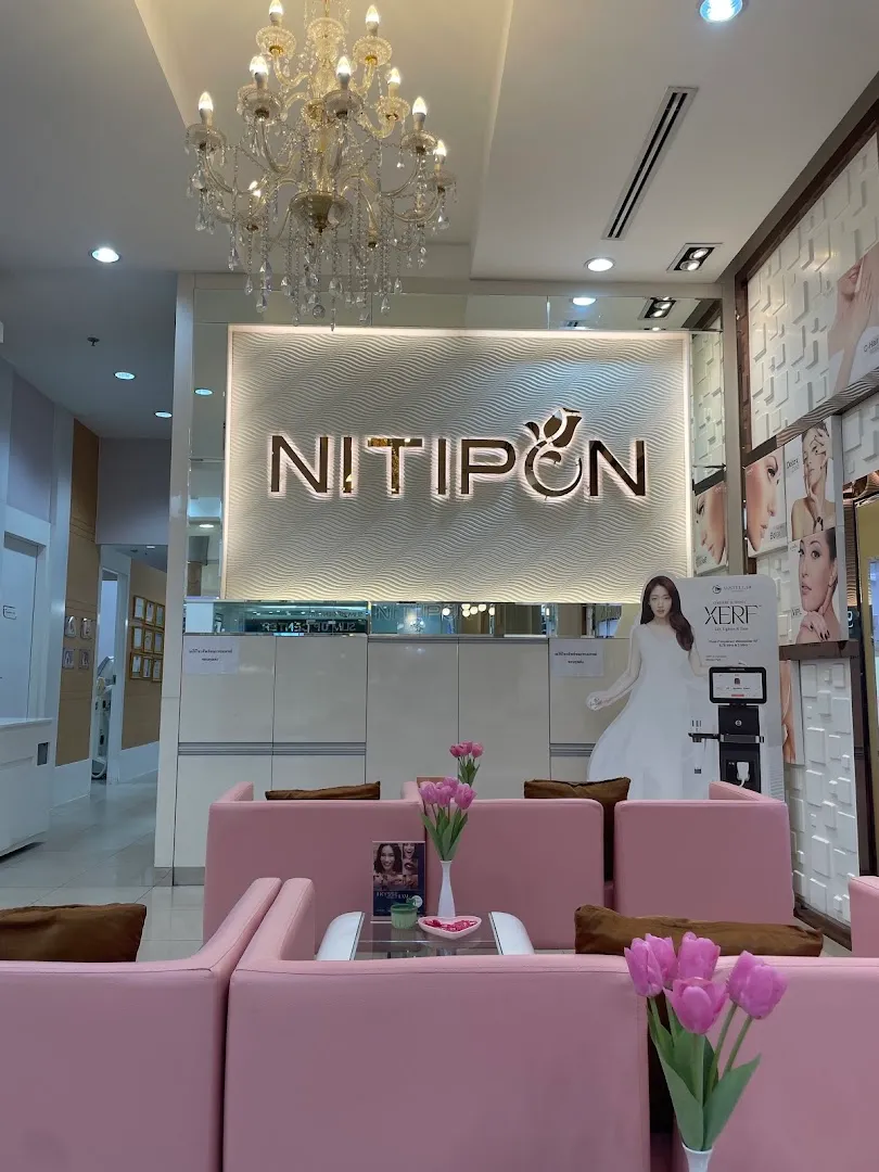 Nitipol Clinic, Central Rama 2
