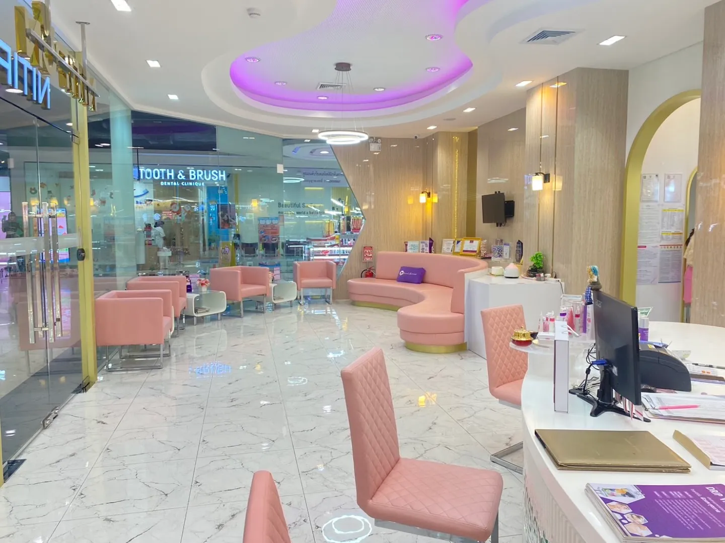 Nitipol Clinic, Imperial Samrong