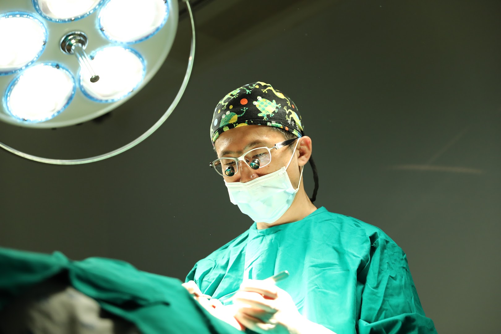 Only Eye Plastic Surgery