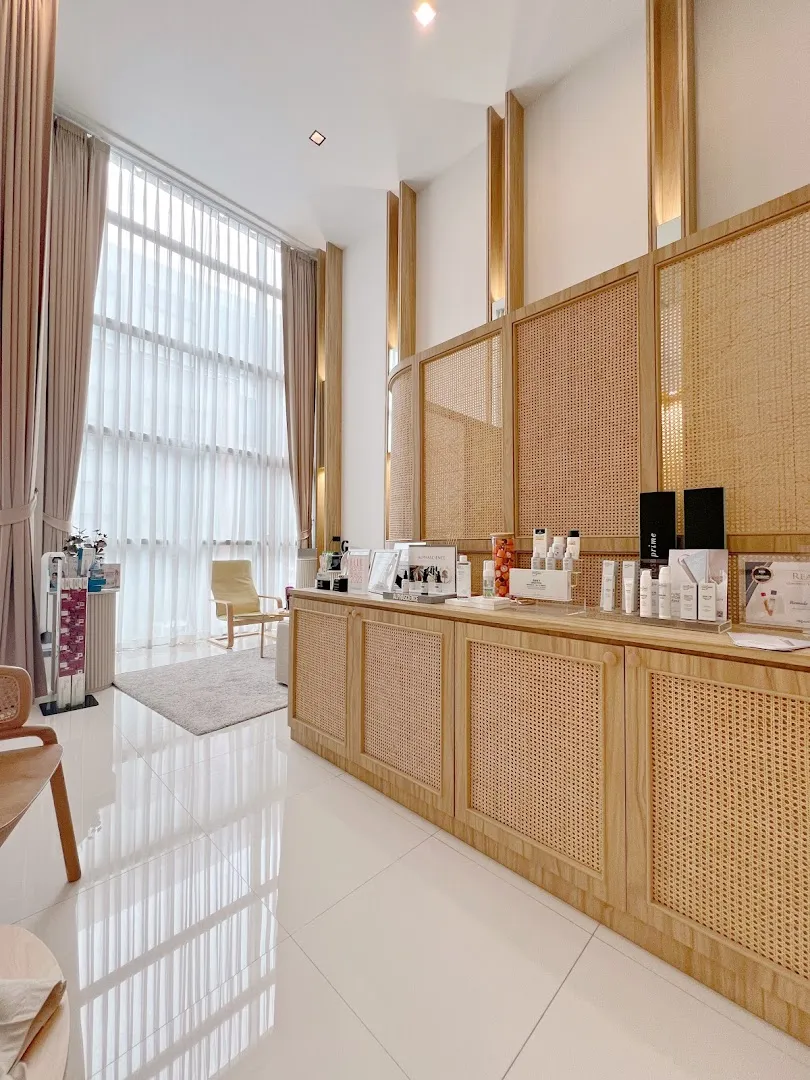Remede Clinic