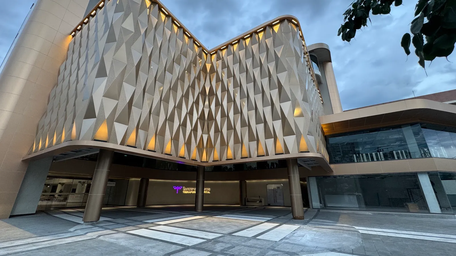 Teeraporn Hospital