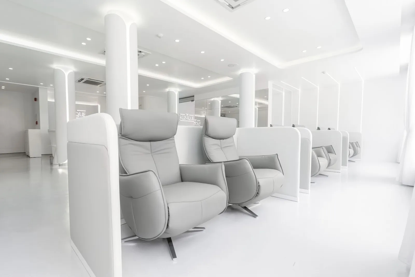 The Klinique Surgery Center, Rama I
